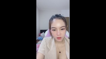 Soraaa Tiktokers Cantik Uting Coklat Remas Melet Nakal Hot