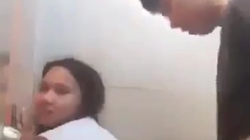 ABG Smu Ngewe Di Toilet