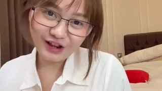 Eksklusif Belahan Tokyo Vibes Kemeja Putih Instagram