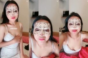 Rheina Cantik Gak Ada Pacarnya Nekat Remas Susu Dream