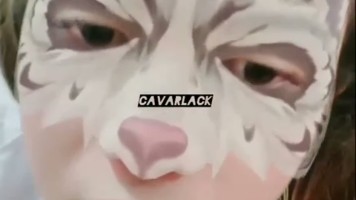 Sandra Cewek Pirang Omek Ngangkang