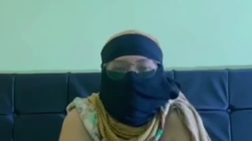 Bokep Jilbab – Reupload Mamih Queen Lisaa Bercadar Kena Crot Nikmat