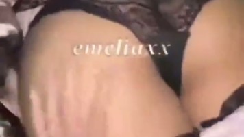 Bokep Premium Hijab Emeliaxx Melayani Suami Pake Lingerie Hitam