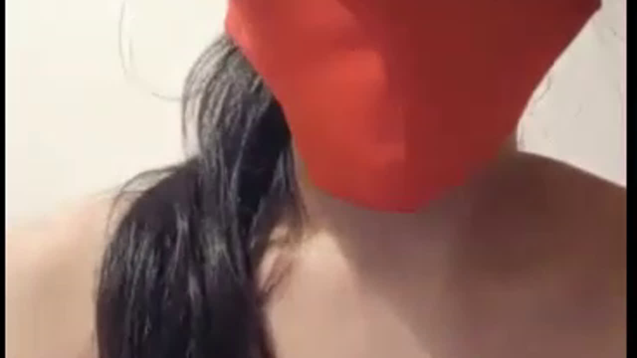 Aini Bugil dikamar
